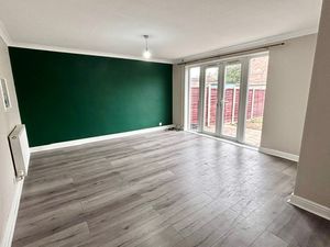 Lounge- click for photo gallery